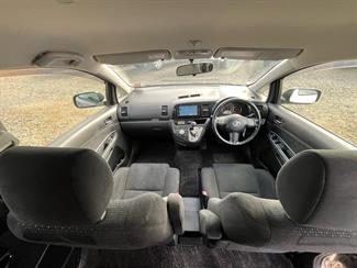 2007 Toyota Wish - Thumbnail