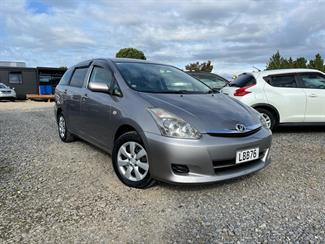2007 Toyota Wish - Thumbnail