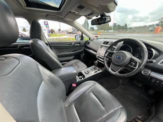 2018 Subaru Outback - Thumbnail