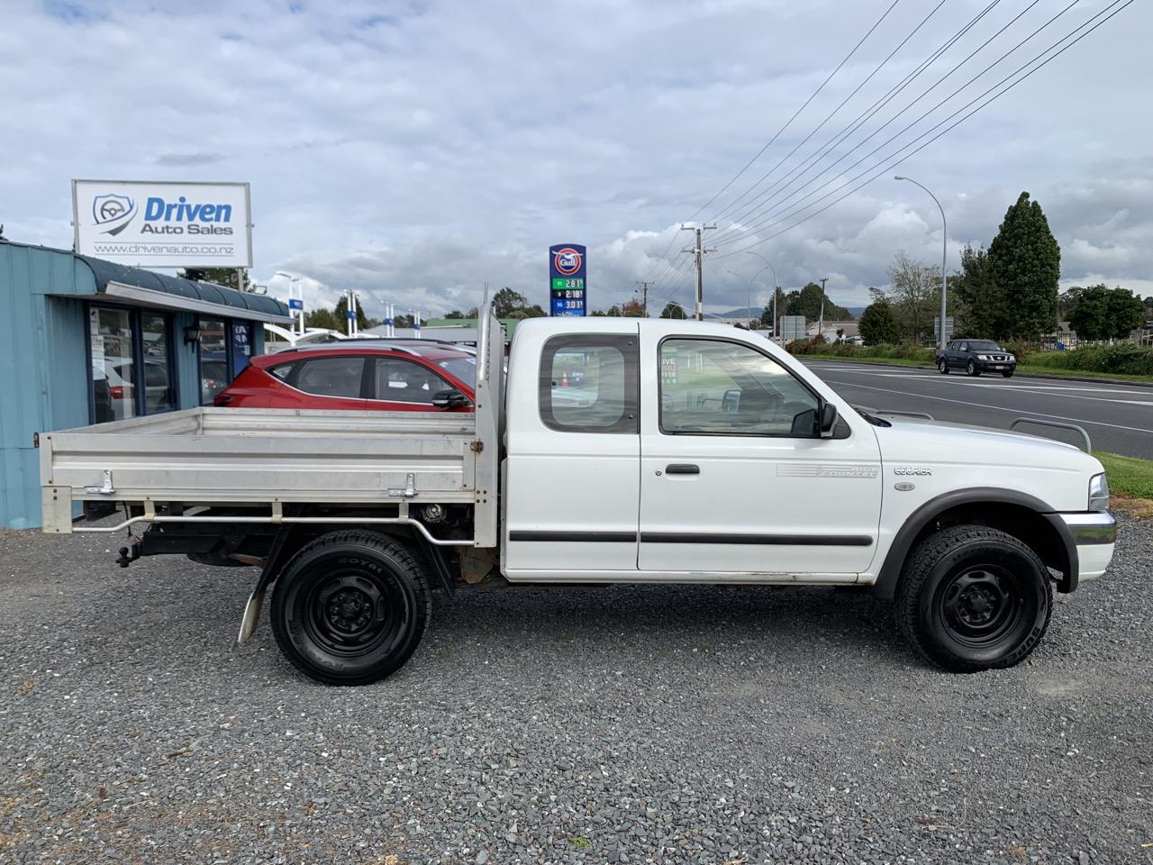 2006 Ford Courier
