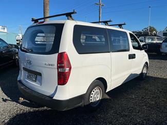 2015 Hyundai Iload - Thumbnail