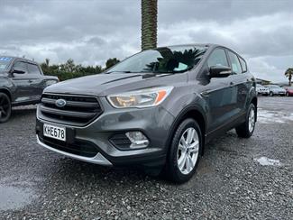 2017 Ford Escape - Thumbnail