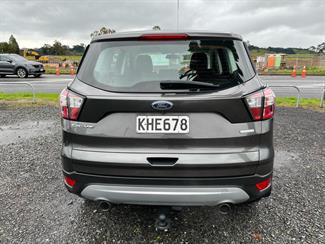 2017 Ford Escape - Thumbnail