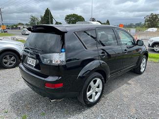 2007 Mitsubishi Outlander - Thumbnail