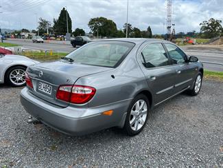 2003 Nissan Maxima - Thumbnail