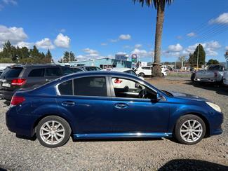 2009 Subaru Legacy - Thumbnail