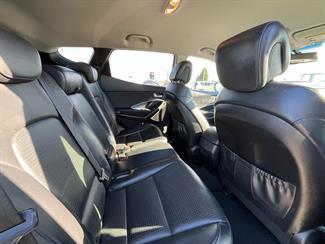 2014 Hyundai Santa Fe - Thumbnail