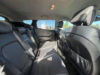 2014 Hyundai Santa Fe - Thumbnail