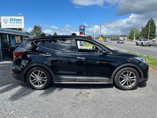 2015 Hyundai Santa Fe - Thumbnail