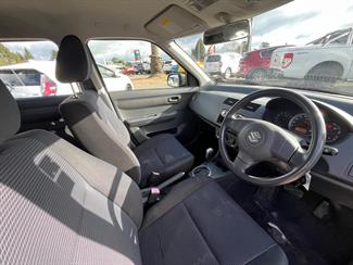 2009 Suzuki Swift - Thumbnail