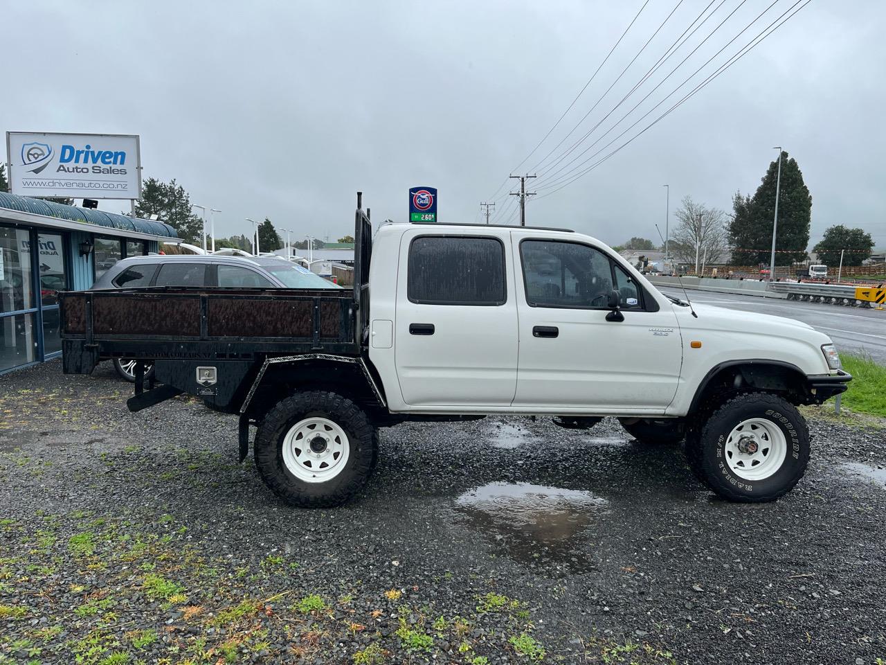 2003 Toyota Hilux