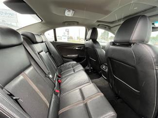 2017 Holden Commodore - Thumbnail