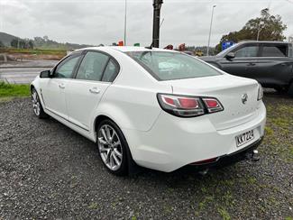 2017 Holden Commodore - Thumbnail