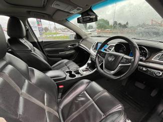 2017 Holden Commodore - Thumbnail