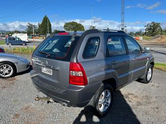 2008 Kia Sportage - Thumbnail