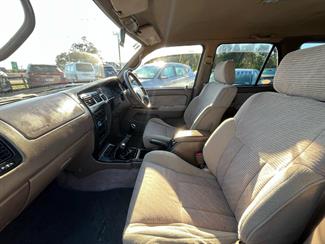 1998 Toyota Hilux - Thumbnail