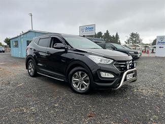 2015 Hyundai Santa Fe - Thumbnail