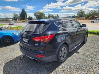 2015 Hyundai Santa Fe - Thumbnail