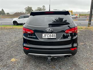 2015 Hyundai Santa Fe - Thumbnail