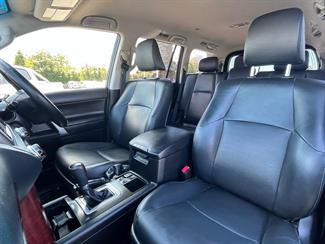 2017 Toyota Landcruiser Prado - Thumbnail