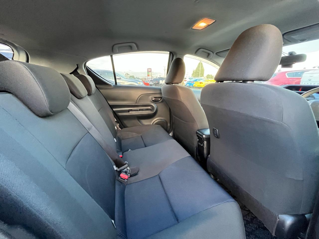 2016 Toyota Aqua