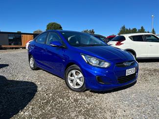 2011 Hyundai Accent - Thumbnail
