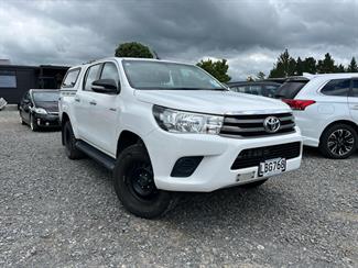 2017 Toyota Hilux - Thumbnail