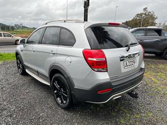 2015 Holden Captiva - Thumbnail