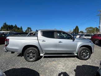 2019 Mitsubishi Triton - Thumbnail