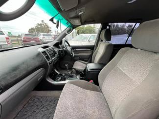 2004 Toyota Landcruiser Prado - Thumbnail