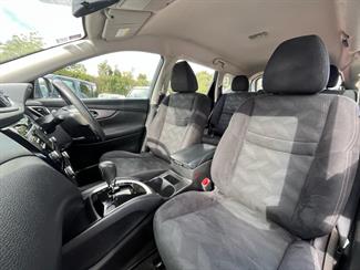 2017 Nissan X-Trail - Thumbnail