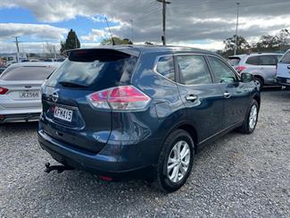 2017 Nissan X-Trail - Thumbnail