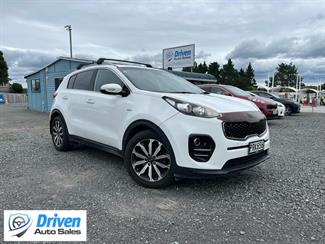 2016 Kia Sportage - Thumbnail