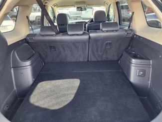 2016 Mitsubishi Outlander - Thumbnail