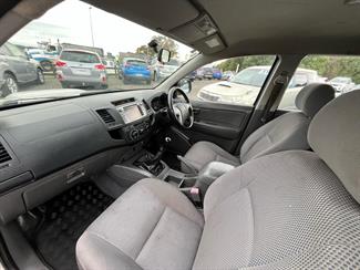 2014 Toyota Hilux - Thumbnail