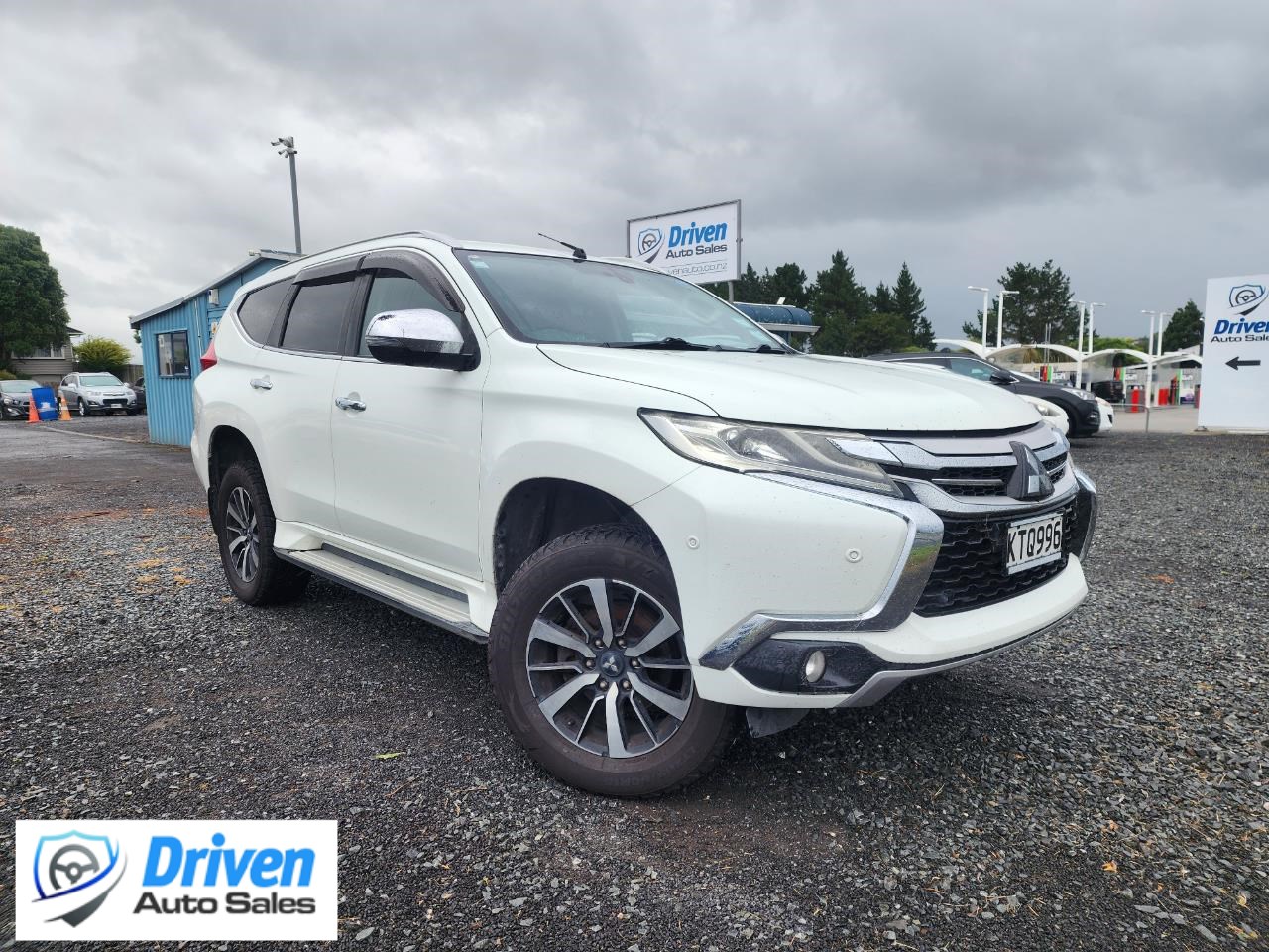 2017 Mitsubishi Pajero Sport