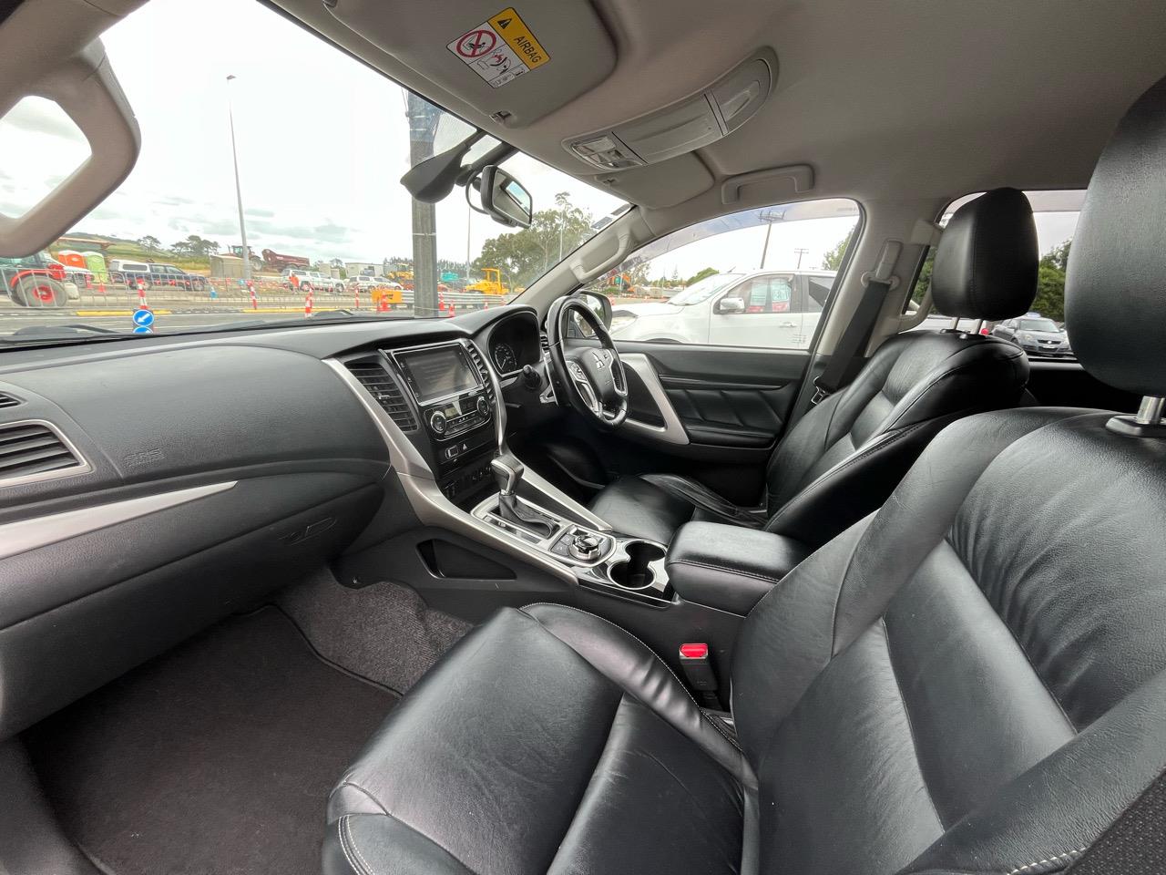 2017 Mitsubishi Pajero Sport