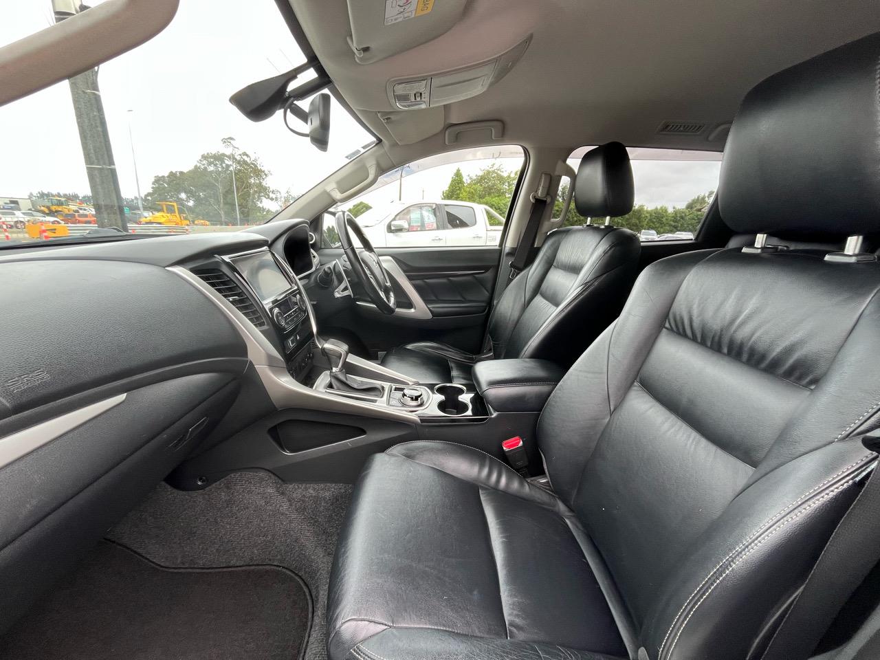 2017 Mitsubishi Pajero Sport