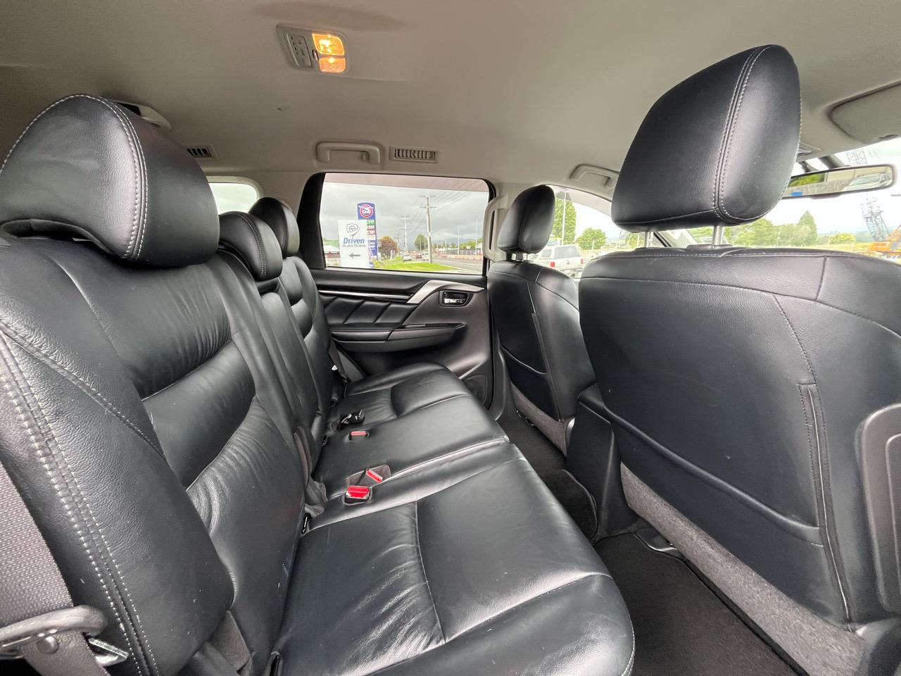 2017 Mitsubishi Pajero Sport