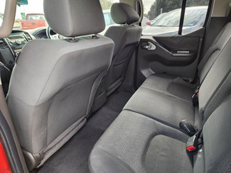 2010 Nissan Navara - Thumbnail