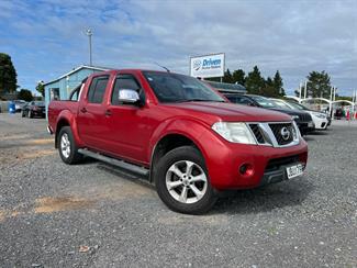 2010 Nissan Navara - Thumbnail