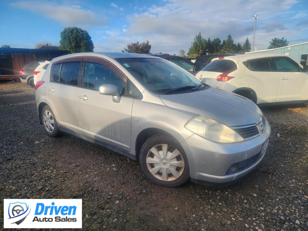 2005 Nissan Tiida
