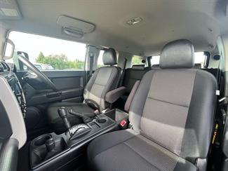 2011 Toyota FJ Cruiser - Thumbnail