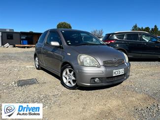 2004 Toyota Vitz - Thumbnail