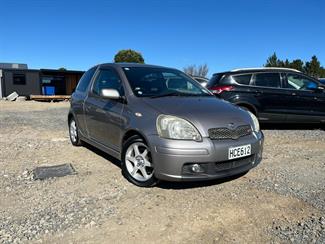 2004 Toyota Vitz - Thumbnail