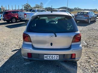 2004 Toyota Vitz - Thumbnail