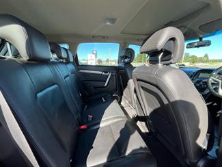 2017 Holden Captiva - Thumbnail