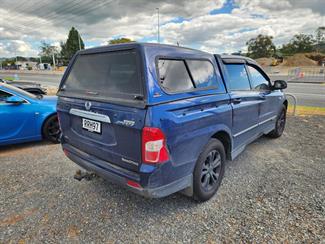 2015 Ssangyong Actyon - Thumbnail