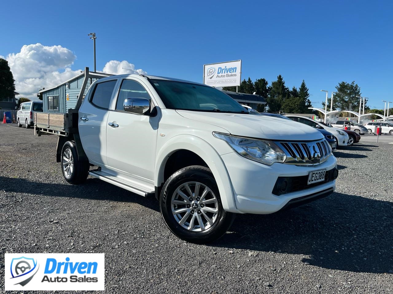 2015 Mitsubishi Triton
