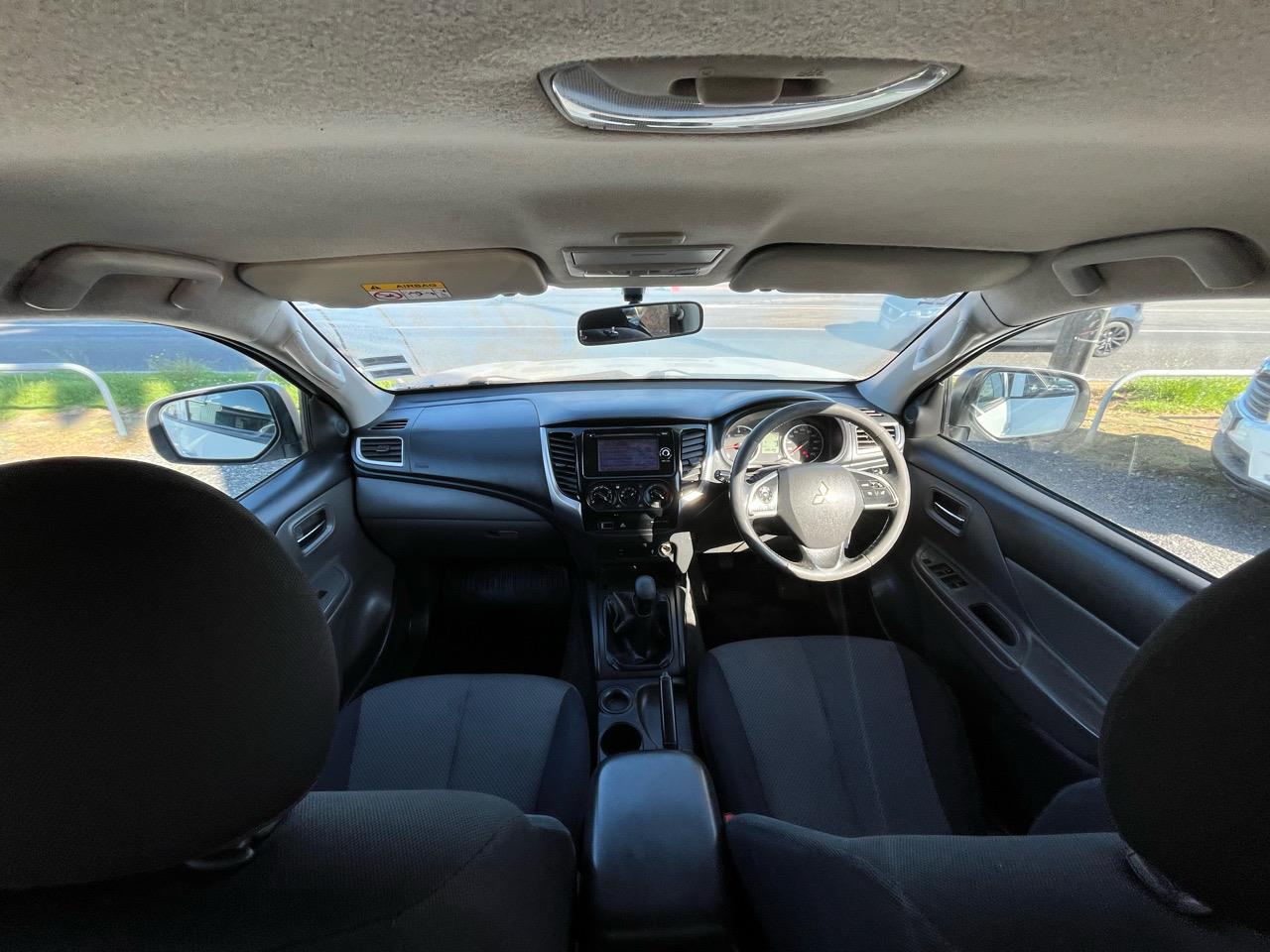 2015 Mitsubishi Triton